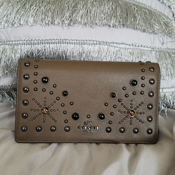 Coach Handbags - Coach Organize crossbody wallet